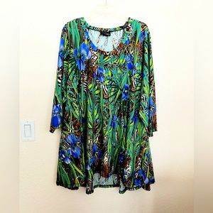 Attitudes by Renee Tunic Women 3XL Irises and Big Cats Print
